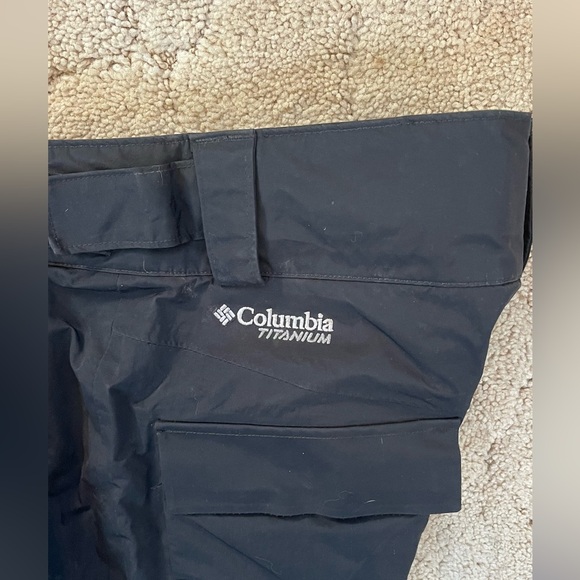 Columbia snowboarding pants - Picture 2 of 6